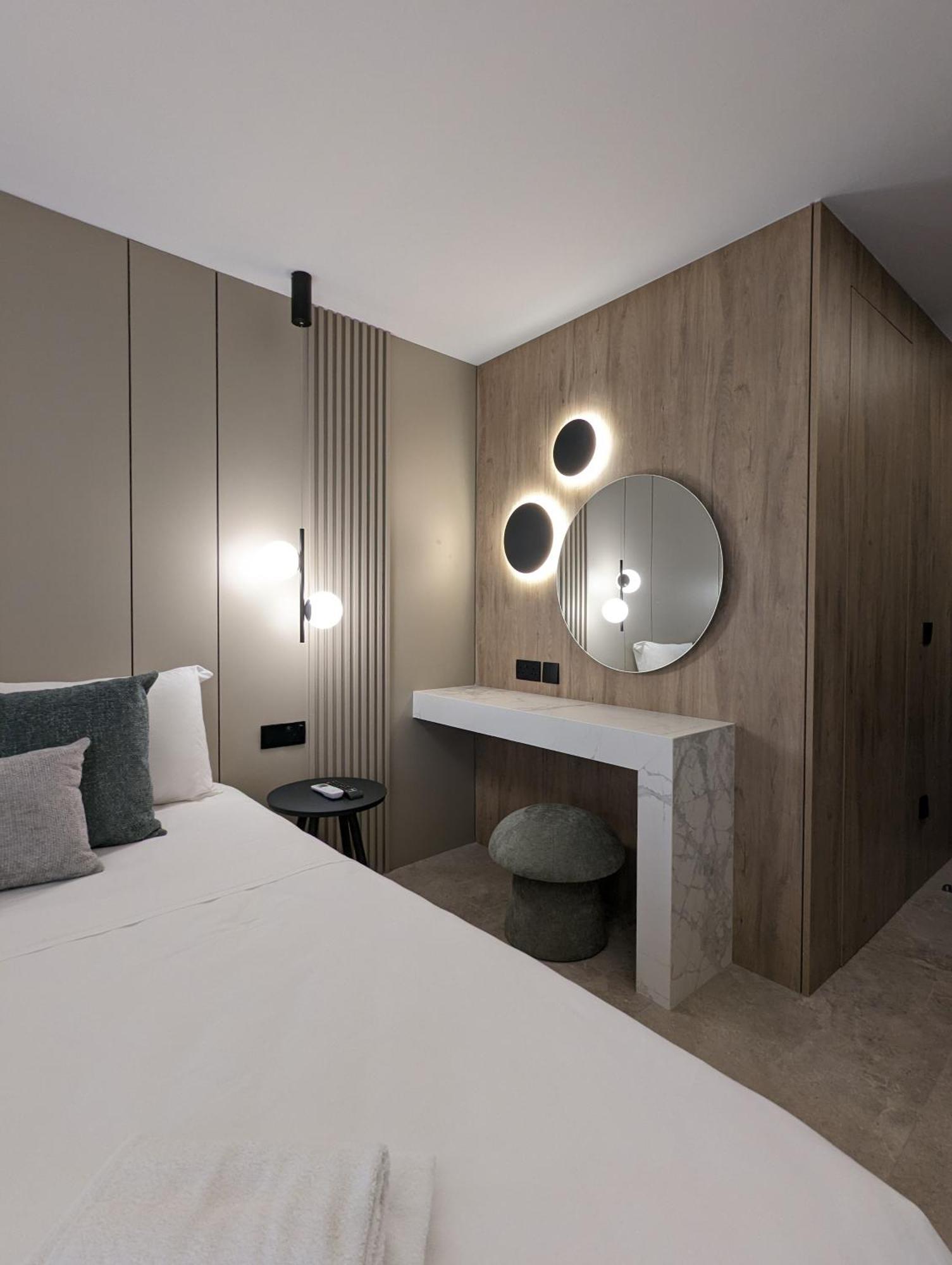 Tuck Inn Larnaca Buitenkant foto